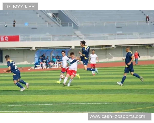 自由足球俱乐部联赛盛况空前球迷热情高涨共庆足球激情时刻